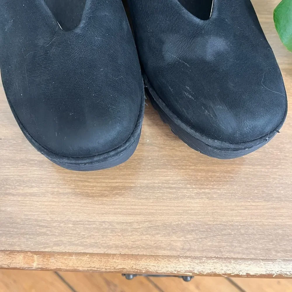 Fly London Yaz Cupido Leather Wedge in Black Size 39